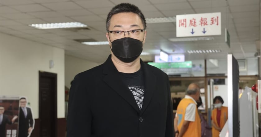 朱學恆涉強吻鍾沛君一審判1年2月 高院首度開庭