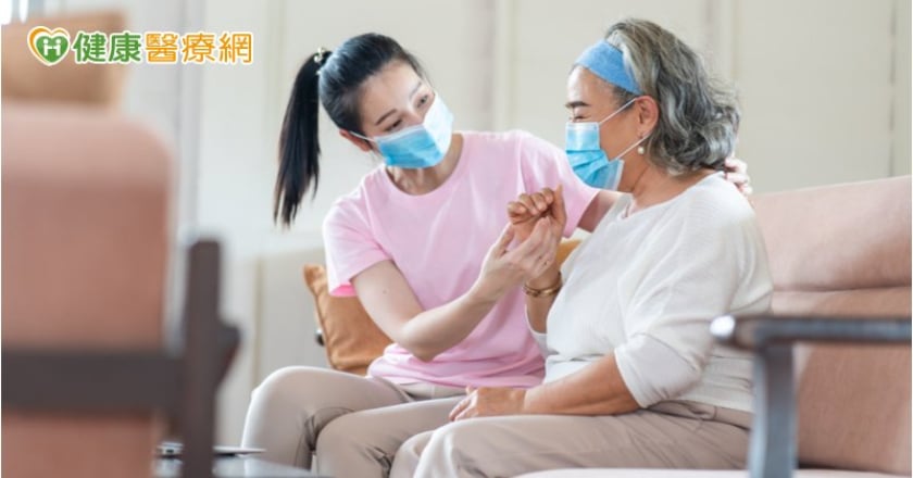癌症病人及家屬防疫怎麼做？　國健署教秘訣
