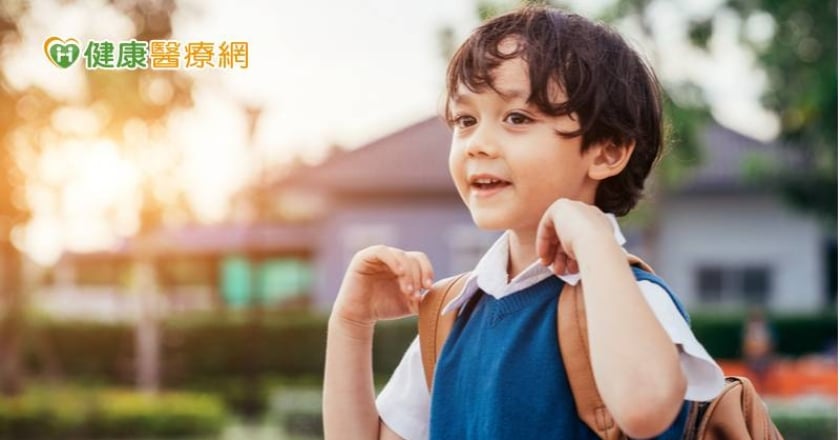 孩子開學難收心？　醫師教「兩招」銜接規律上學