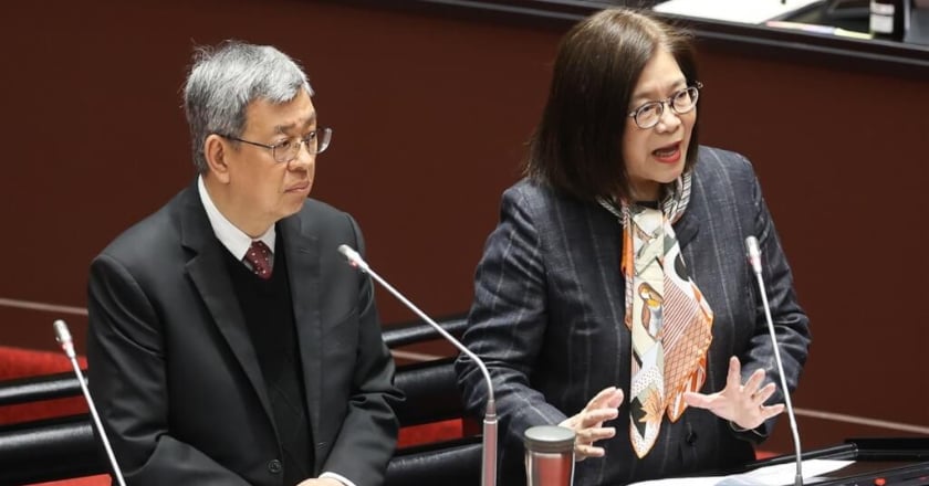 陸清淤船進入金門禁限制海域 海委會：海巡派船併航