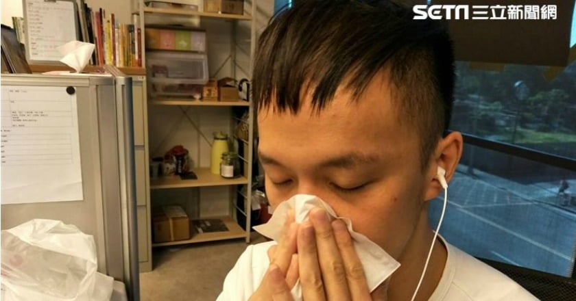 倒吸鼻涕不擤出來 下場可能導致內耳積水耳鳴嗡嗡響