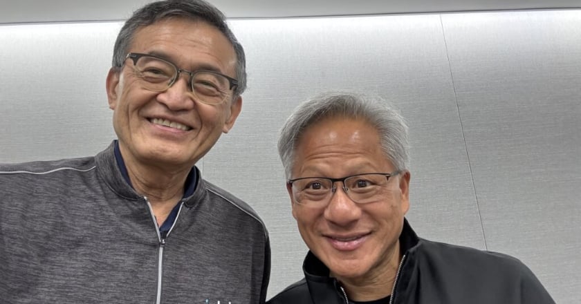 輝達斥資50億美元入股英特爾 黃仁勳：川普政府未參與