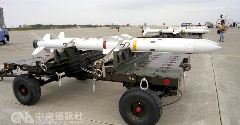 劍二飛彈墜海畫面外流 空軍移送違法人員