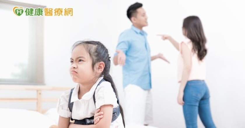 居家防疫引爆衝突　善用三明治溝通法增進關係