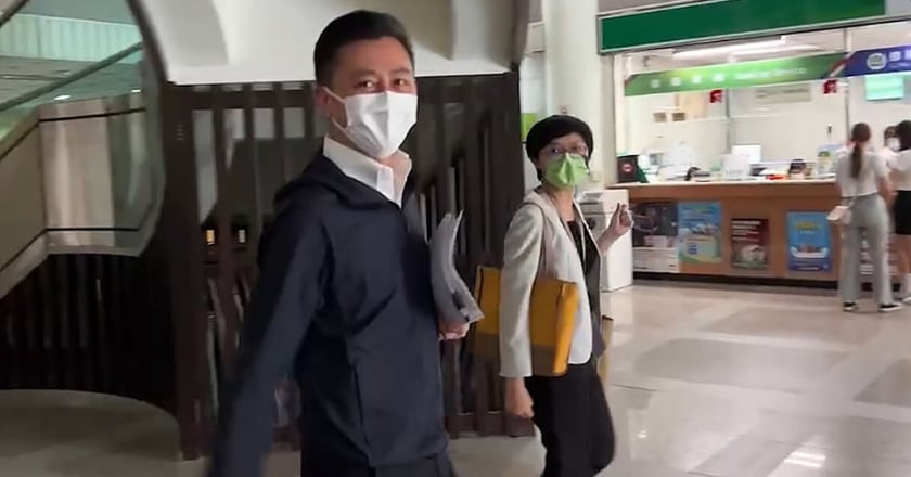 陷論文抄襲風波 林智堅現身中華大學學倫會說明