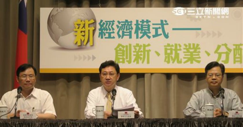 政院通過「亞洲•矽谷推動方案」 新政委唐鳳督導