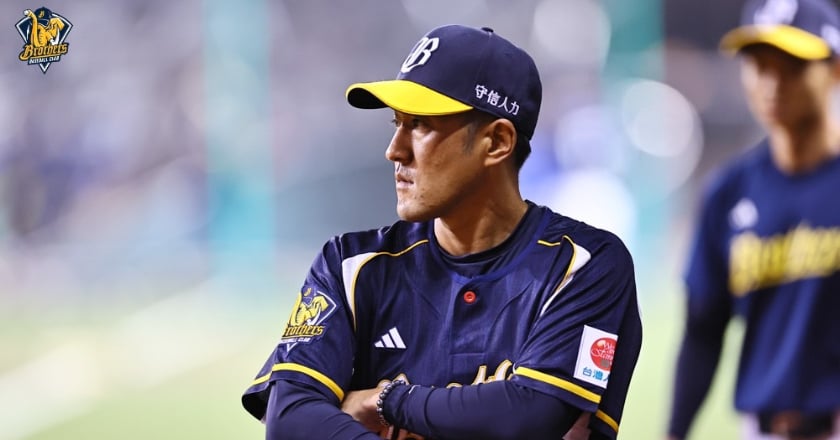 中信兄弟總教練平野惠一與球迷合照引爭議 球團澄清並將避免私下合照