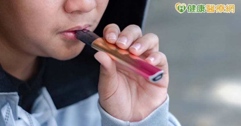 水果味電子煙比較安全？醫揭成癮風險 WHO示警3大陷阱