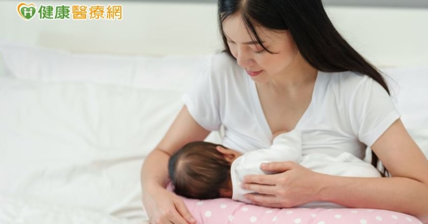 產後乳腺發炎痛不欲生 穴位按摩搭配茶飲溫柔通乳散結