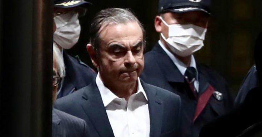 國際刑警組織對前日產董座發出「紅色通緝令」