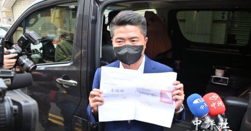 顏寬恒涉豪宅假買賣詐領助理費 檢依貪污竊占等罪起訴