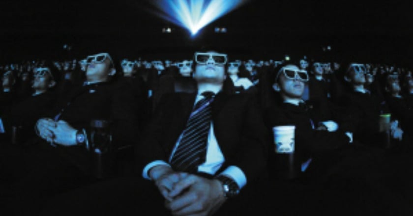你也會這樣嗎？看3D頭好暈！其實是這個原因...