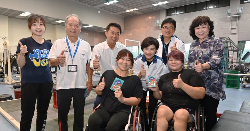 鄭麗君訪左營國訓中心 為帕運選手加油並強調政府成為堅強後盾