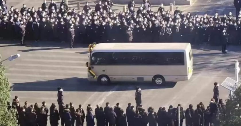 江澤民遺體火化習近平護送 胡錦濤到場致意