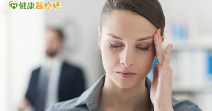 偏頭痛成因多 小心這些食物會誘發