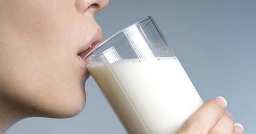 喝牛奶防骨鬆？　這三種食物含鈣量比牛奶高