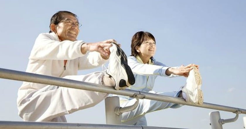 銀髮爸爸強化肌力　關節不卡卡！