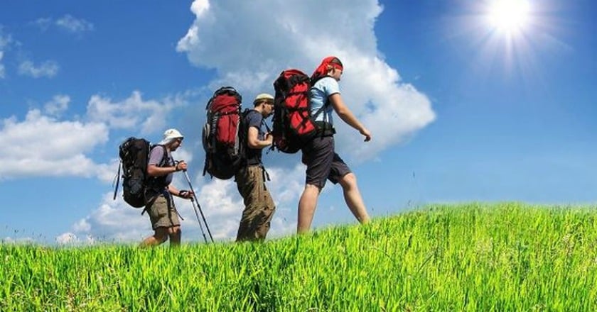 登山回家猛打噴嚏　原來是裝備不對