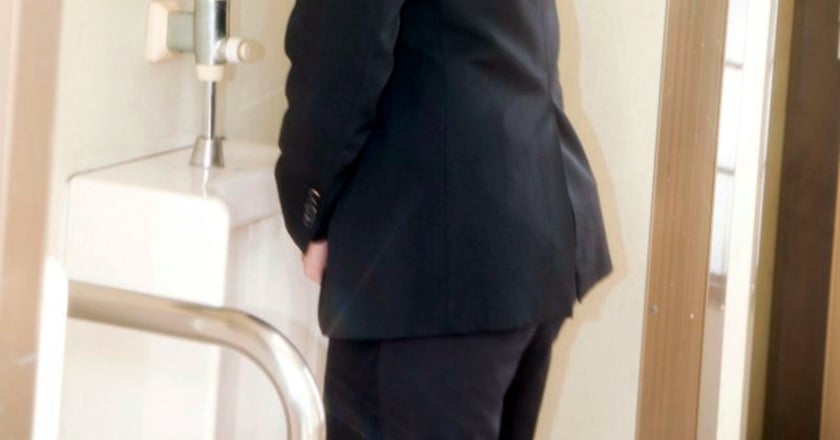 男士注意！　小便時間變長恐是攝護腺肥大