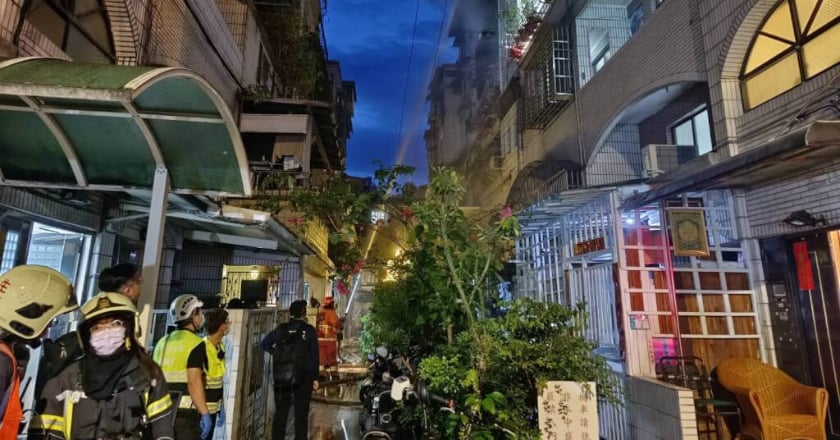 新北土城凌晨火警3死 疑鋰電池充電釀災