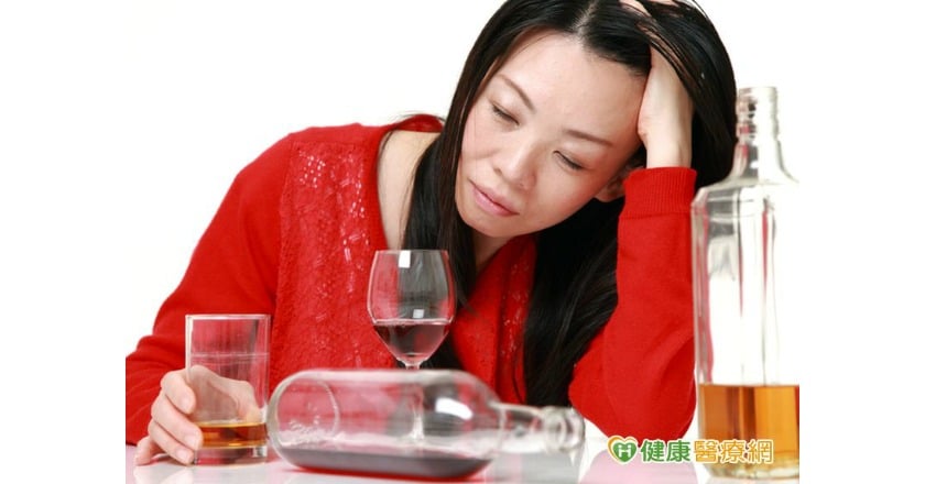 酒癮病易罹憂鬱 自殺機率高出百倍