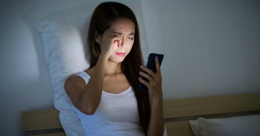 眼睛劇痛淚流不止　竟然是這原因...