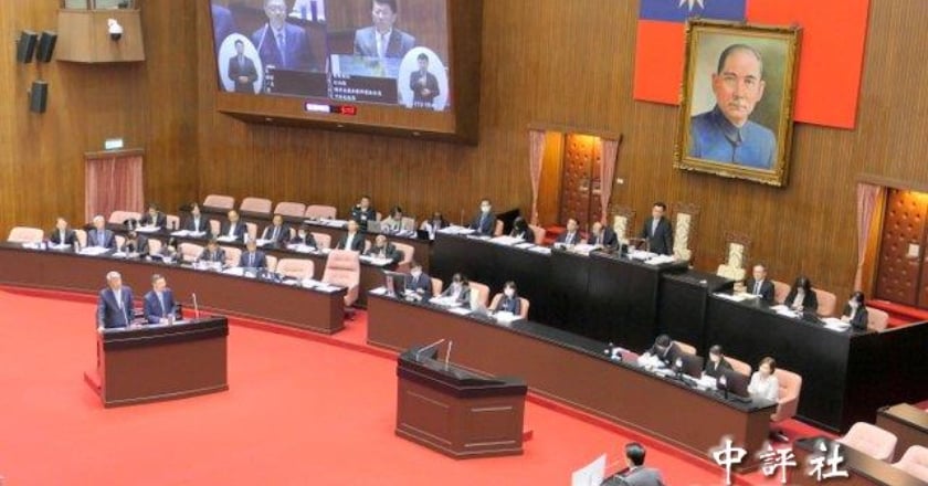 謝龍介揭光電官商勾結模式 卓榮泰：一定會查