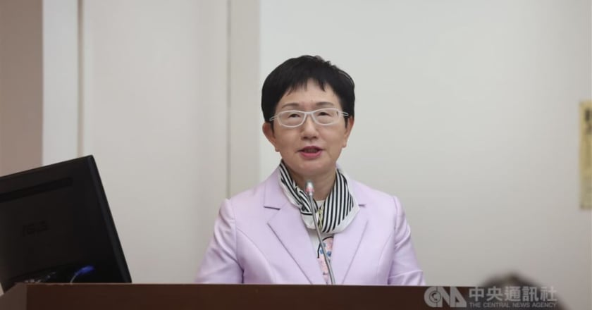 小商店營業稅起徵點調升至10萬元 財長：拚明年元旦上路