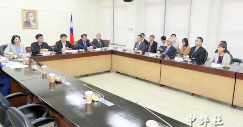 考委被提名人拜會 國民黨團：審慎審查、會一致決定
