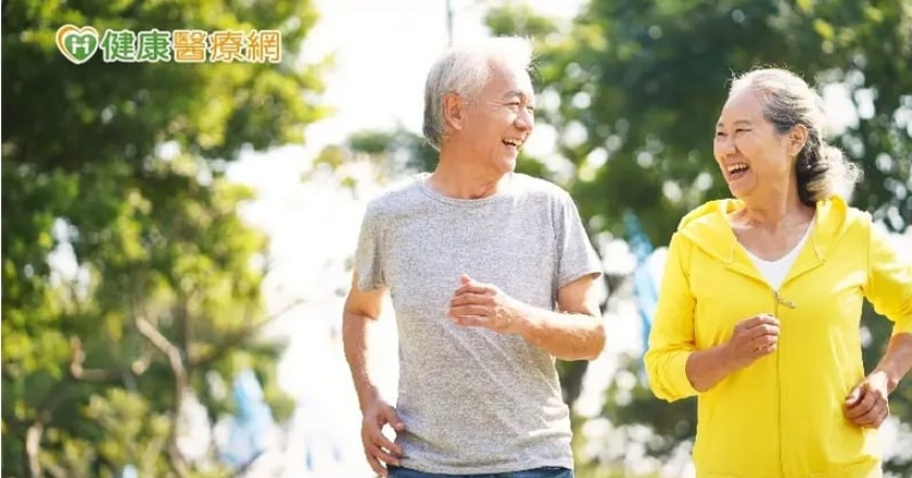 年長者疾病、憂鬱纏身　醫：愛笑有助減少退化