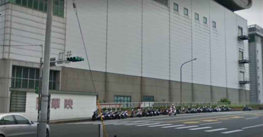 華映兩廠無預警停工 勞動部：出勤就該給薪
