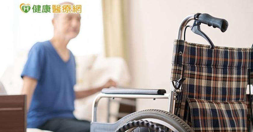 新冠肺炎好可怕不敢出門 年長者活動量下降反成問題