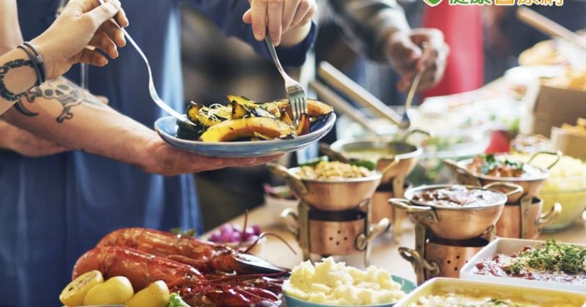 愛吃BUFFET嗎？ 　長期食用恐患慢性腎臟病