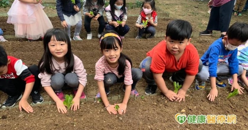 NG醜蔬果變佳餚 10月世界糧食日教孩子「惜食概念」