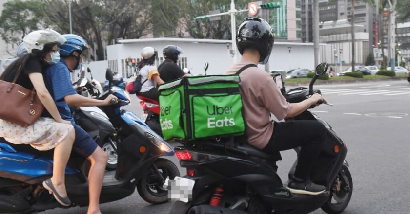 Uber Eats調整疊單計價 17日起重疊時間重複計入