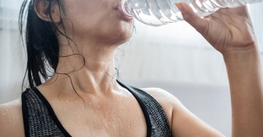 夏天久待冷氣房肩頸痠痛？ 醫師揪「5個冷氣病肇因」