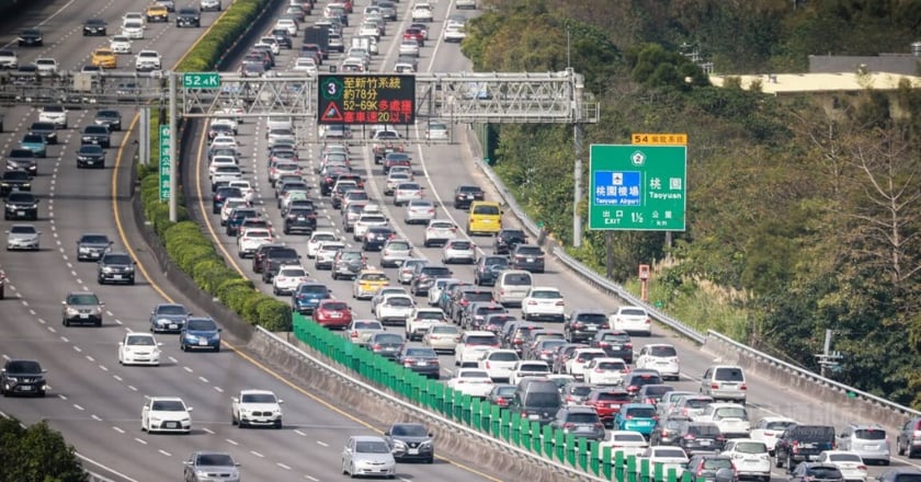 228連假國道估旅遊車潮為主 國5恐塞到深夜