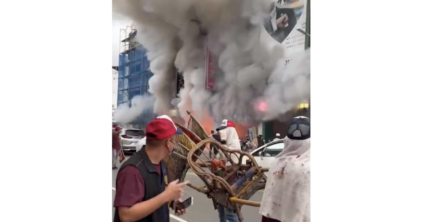 台東元宵遶境臨時壇擺置鞭炮突爆炸  老翁臉遭灼傷