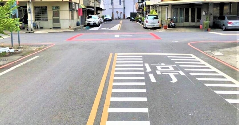 借鏡日本非號誌化路口警示標線  南市強化路口減速