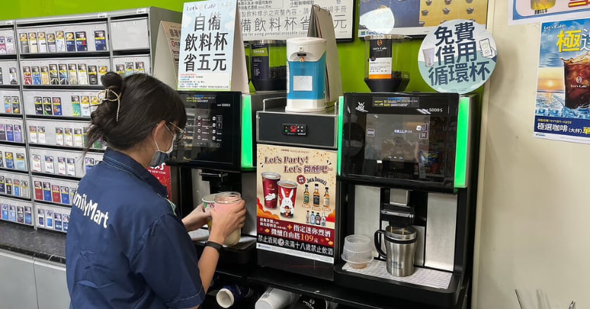 台中飲料店10/1起禁一次用塑膠杯　違規最高罰6000元