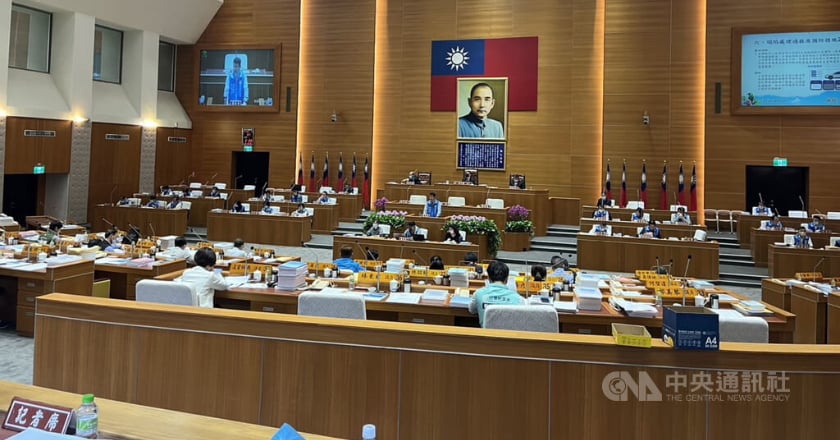 竹北路塌前疑監測到異常未把關挨批 縣府允了解