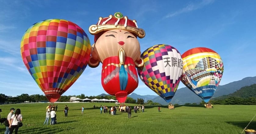 台東熱氣球嘉年華暖身　媽祖球升空可愛亮相