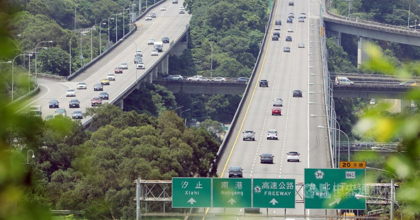 端午收假國5北向車流下午就紓解 高乘載管制提前結束
