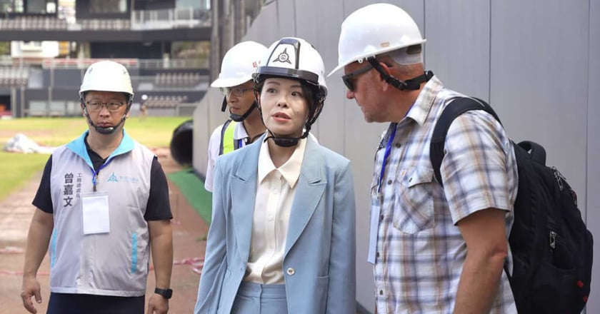 專家檢測新竹棒球場 高虹安:土壤與排水有問題