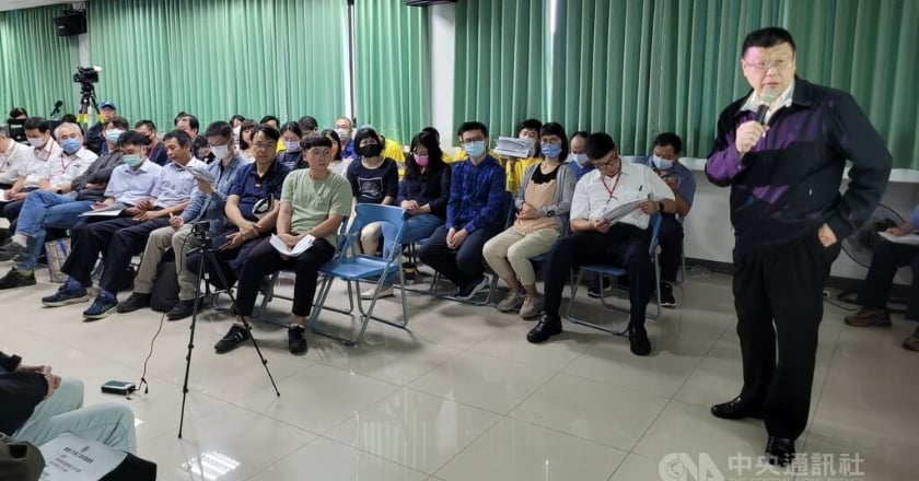 台鐵掛牌後工會估逾2000人自願離退 杜微信心喊話