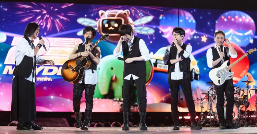五月天出道25週年巡演加碼 3月唱進高雄世運5天