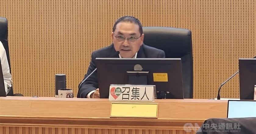 侯友宜重返主持道安會報 打造人本交通環境