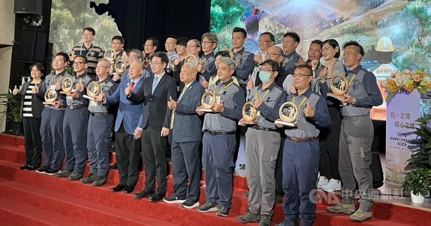國際森林日 林業署頒獎感謝13巡山員守護山林