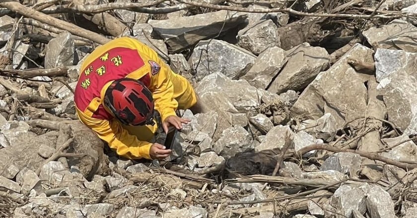 花蓮地震仍有3失聯續搜救 中橫溪床飄出臭味是獼猴