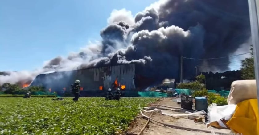 社子島大火已撲滅 北市：濃煙影響周邊外出須戴口罩